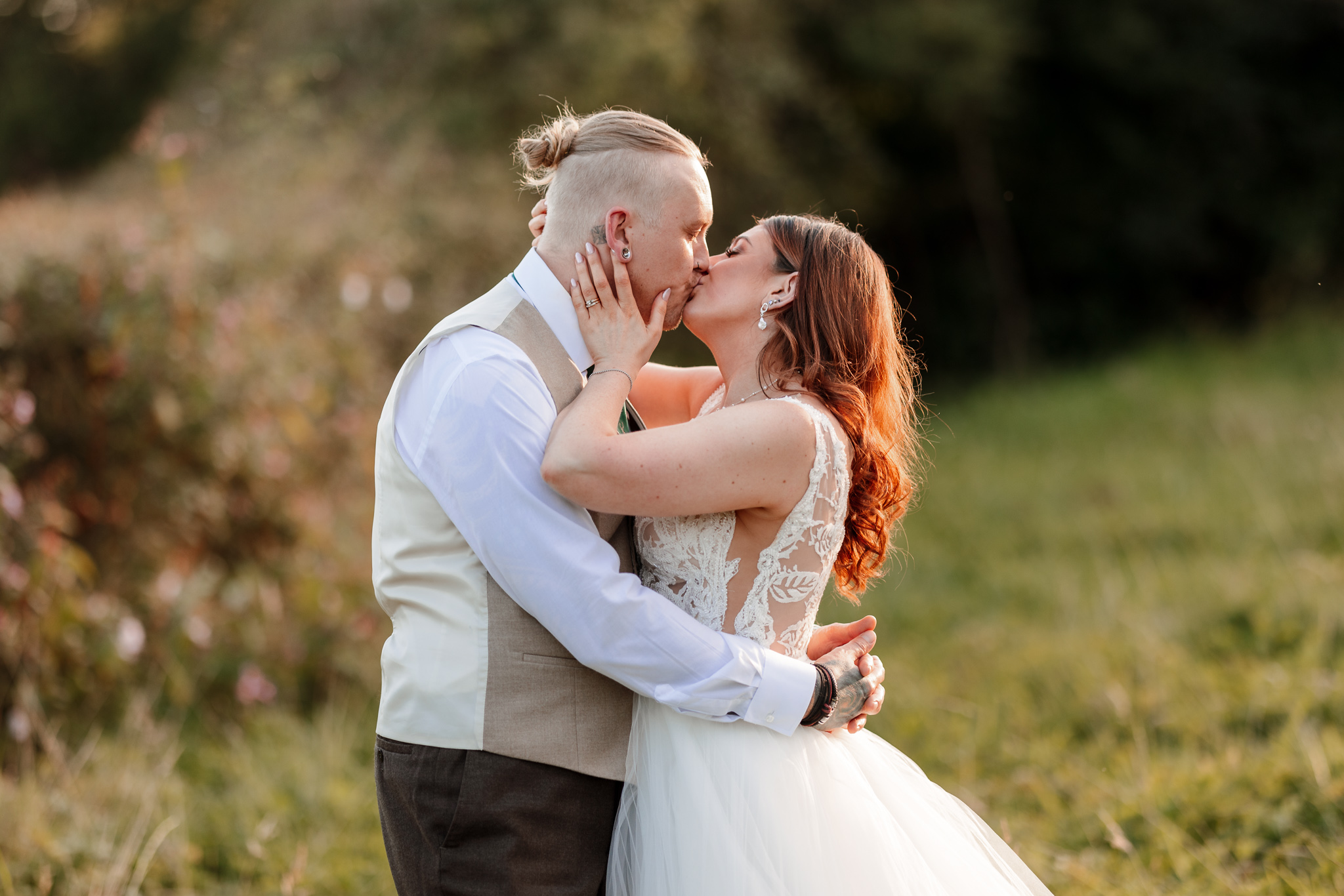 West Wales Wedding Photographer | The Plough Inn Wedding , Llandeilo