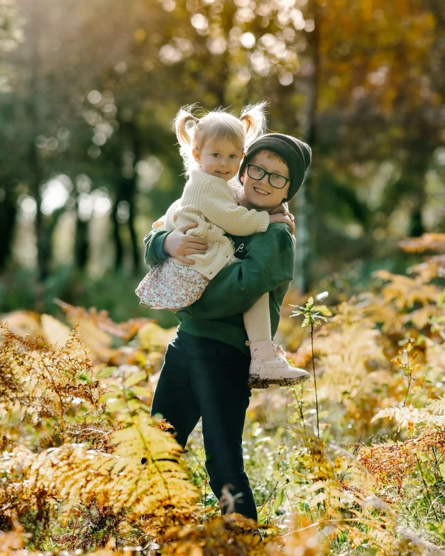 Autumn family photography session at Penllergare Valley Woods

#familyphotographer #familytime #familyphotoshoot #familyphotosession #familyphotographerswansea #familyphotographercardiff #penllergarewoods #swanseaphotographer #family #artbydesignphotography #autumnfamilyphotography #autumnfamilyphotography #autumnfamilyphotoshoot