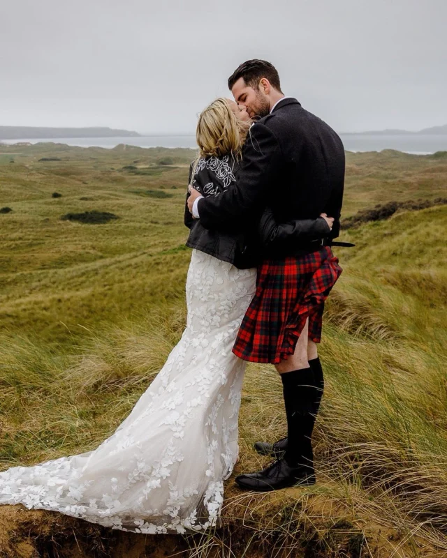 Snuggle up

#gowerwedding #gowerweddings #gowerweddingphotographer #gower #gowerpeninsula #swanseaweddingphotographer #festivalwedding #beachwedding #bohostyle #dirtybootsandmessyhair #rockmywedding #loveandeildhearts #bridetobe #waleswedding #walesweddingphotographer #artbydesignphotgraphy #stevewheller #walesweddingphotography